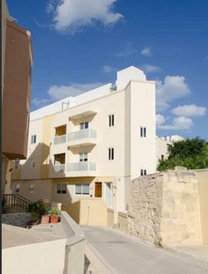 Apartment Deluxe Penthouse Charming Location Rooftop Views *